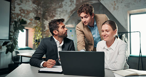 L’optimisation de la vitesse impacte directement le SEO On Site Paris, car Google valorise les sites rapides. En conclusion,