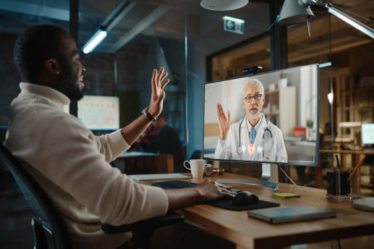 Dans le cadre d’une publicité en ligne Lyon, la concurrence d’attention est forte : vous disposez de quelques secondes